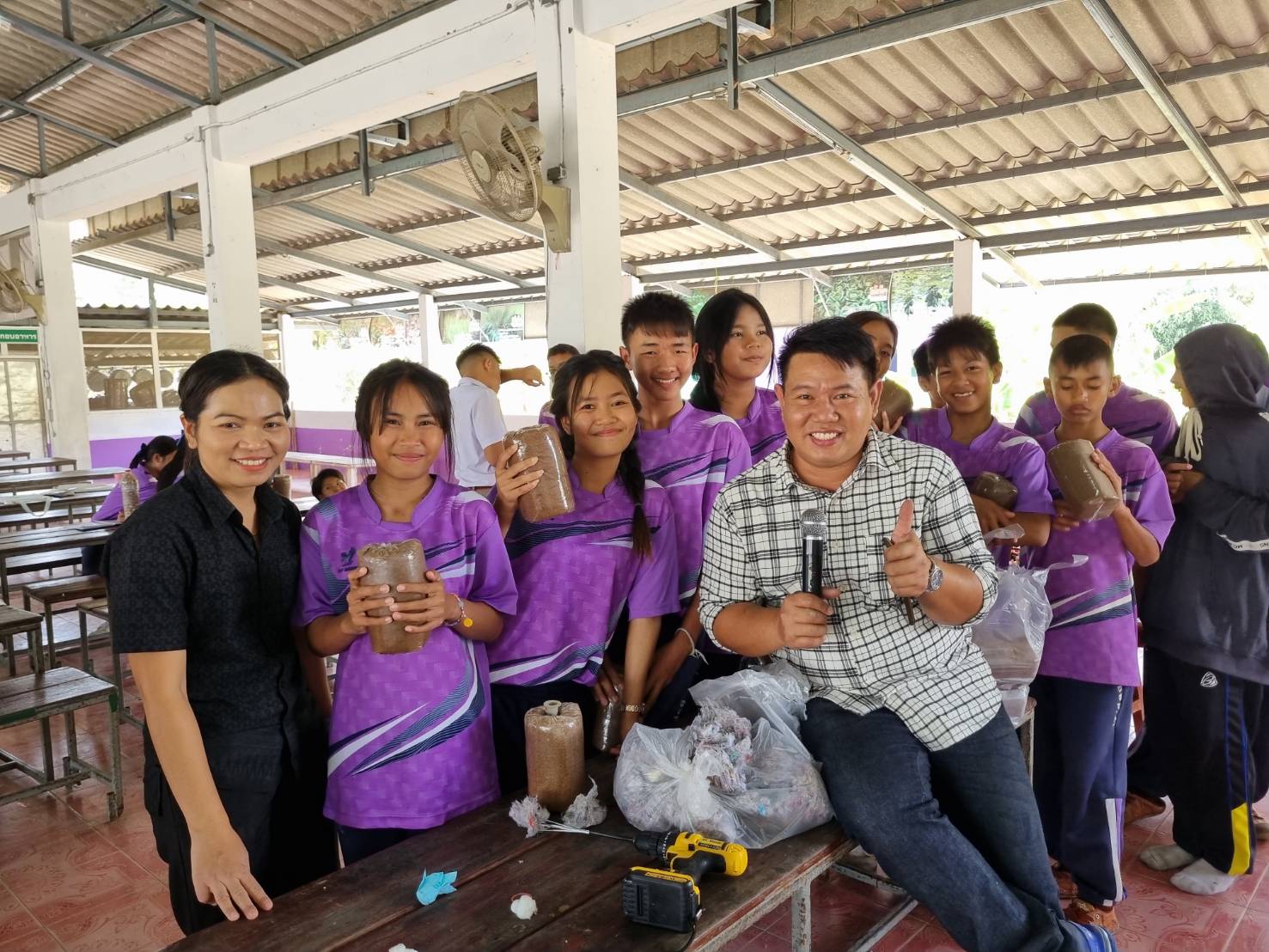 title - วันพฤหัสบดีที่ 22 มกราคม 2569 นายประเสริฐ กาญจนเกียรติกุล ปฏิรูปที่ดินจังหวัดบุรีรัมย์ มอบหมายให้ น.ส.สุภาณี จงรัมย์ นักวิชาการปฏิรูปที่ดินปฏิบัติการ จัดการฝึกอบรมโครงการเพิ่มศักยภาพระบบงานเกษตรภายใต้แผนนพัฒนาเด็กและเยาวชนในถิ่นทุรกันดาร ตามพระราชดำริสมเด็จพระเทพรัตนราชสุดาฯ สยามบรมราชกุมารั ปีงบประมาณ พ.ศ. 2569